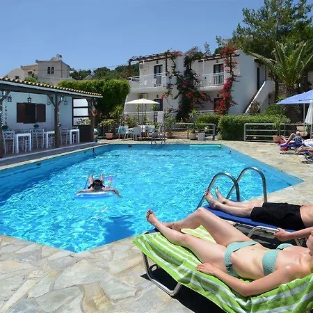σαραντάρι Aparthotel 3*